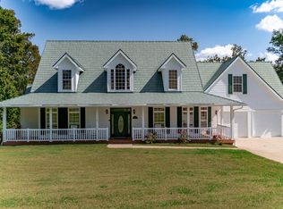 135 Laurel Rd, Jamestown, KY 42629