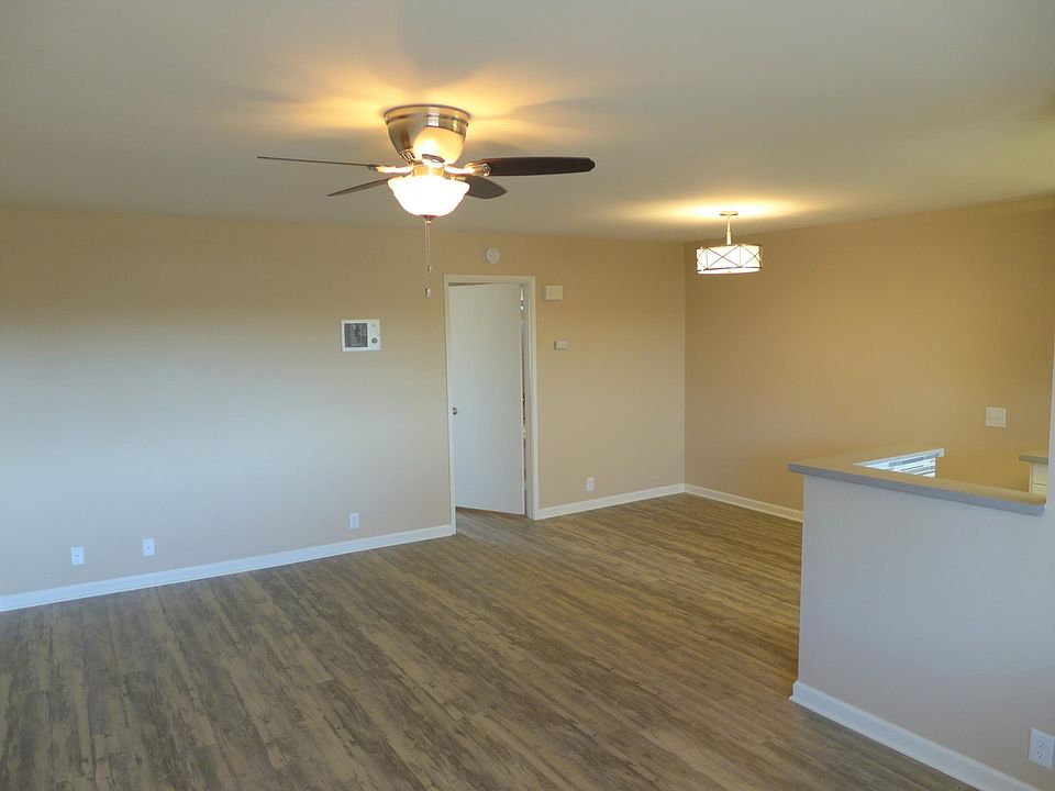 1st image of 3209 Meade Ave #10
