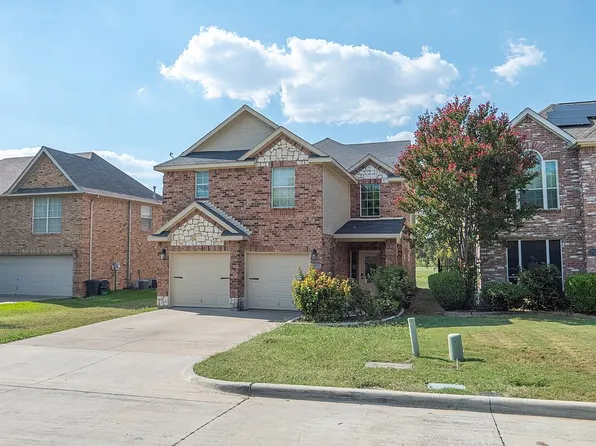 3977 Silver Meadow Ln, Grand Prairie, TX 75052