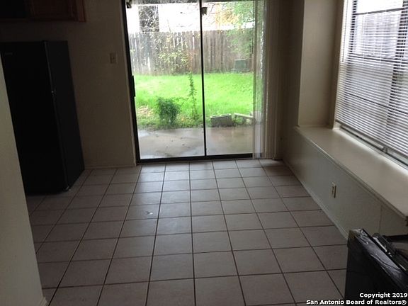4th image of 8716 Welles Hbr