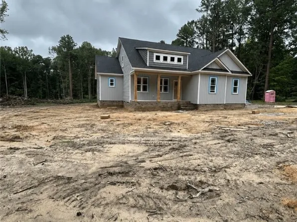 19106 Carson Rd, Dinwiddie, VA 23841