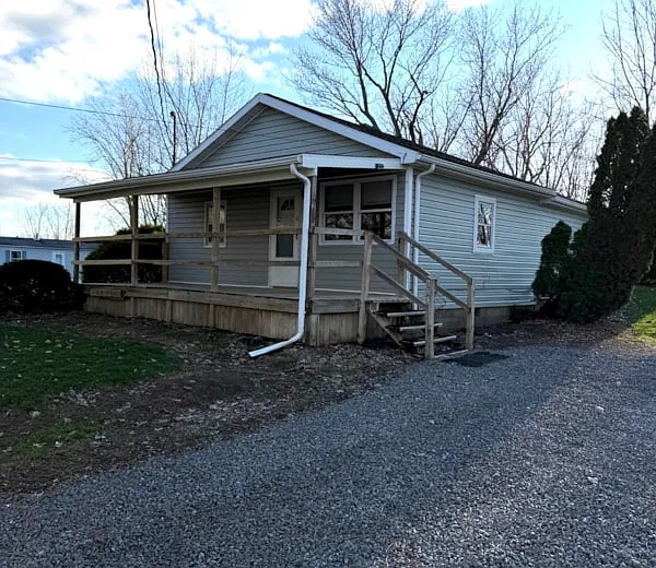 108 Maple St