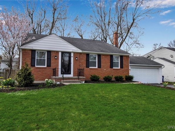 134 Parkledge Dr, Amherst, NY 14226