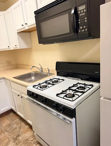 The Brady Apartments Photo 1