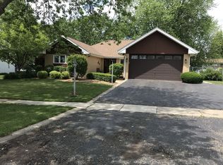 13636 Cherry Ln, Orland Park, IL 60462