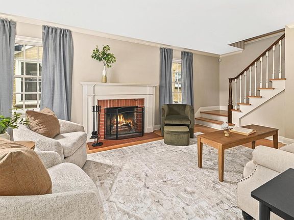 4th image of 2746 N 73rd STREET