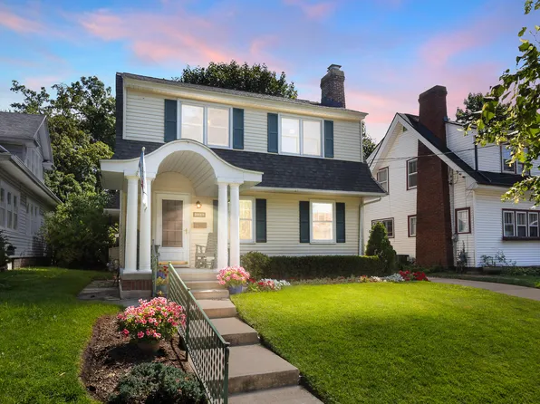 1132 Underwood Ave SE, Grand Rapids, MI 49506