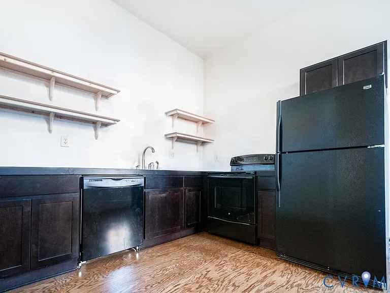 407 W Clay St #B — Photo 14