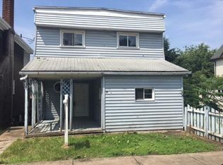 17 McKee Ave, Monessen, PA 15062