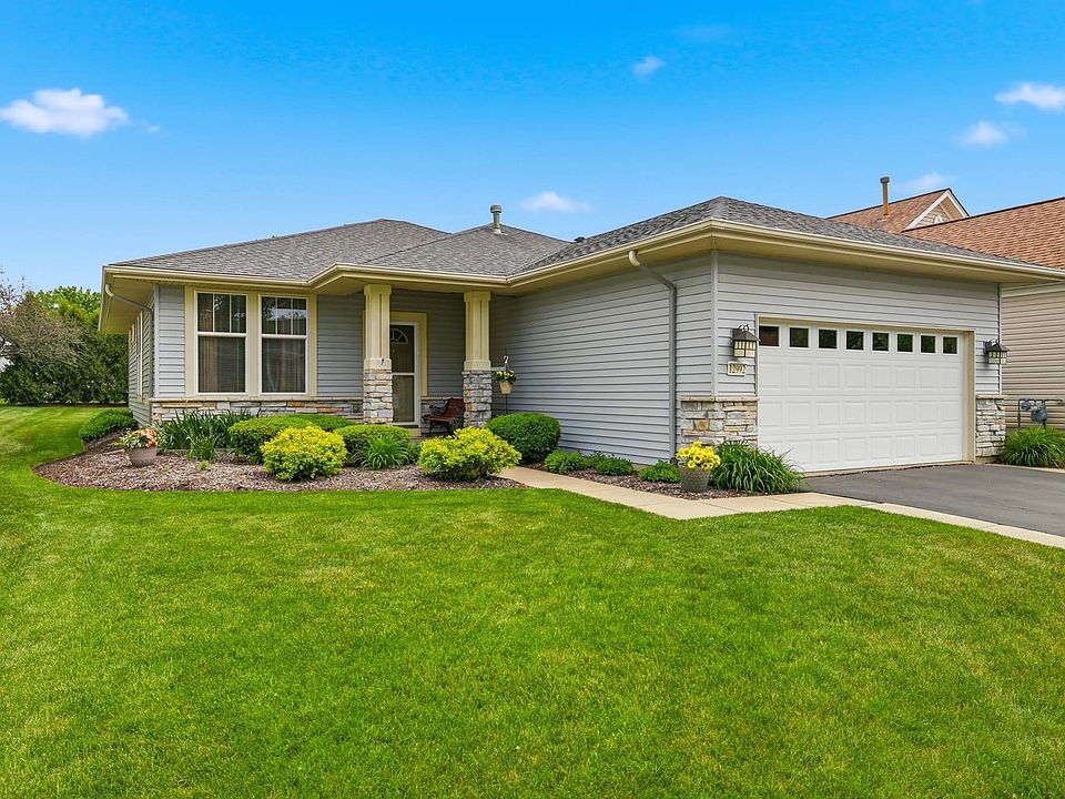 1st image of 12992 Applewood Dr