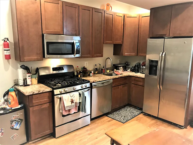 1219 Fairmont St NW #2 — Photo 5