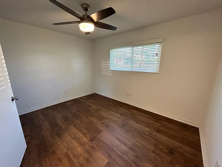 Pine Terrace — Photo 20