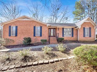 170 Russet Cove Dr, Birmingham, AL 35244