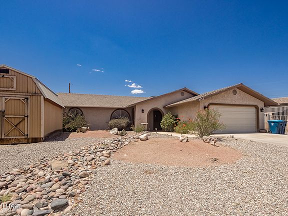 3rd image of 3133 Moccasin Dr