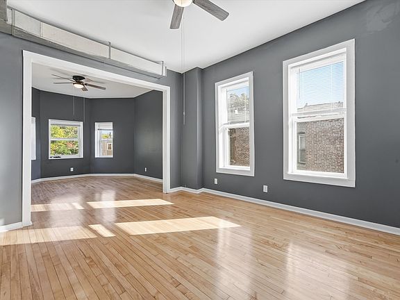 2nd image of 4333 W Dickens Ave