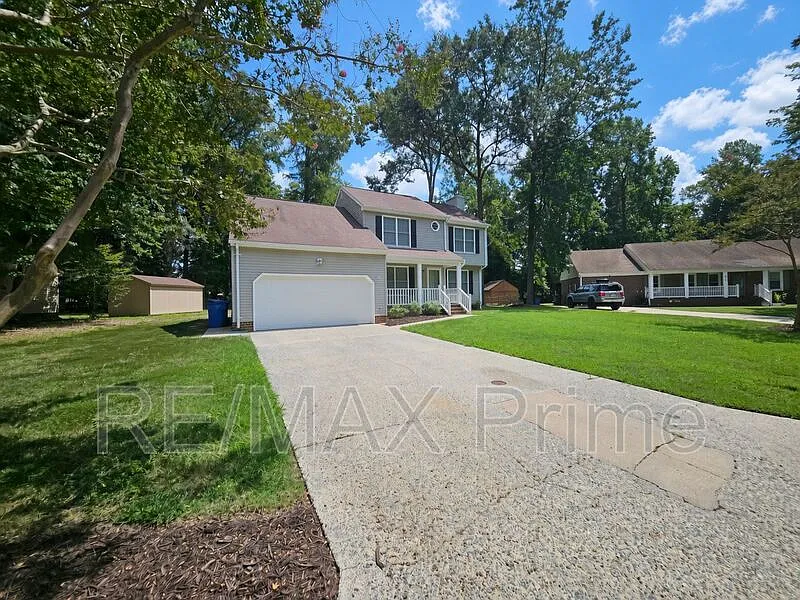 4 bed, 2.5 bath, 1903 sqft, $3,000 — Photo 2