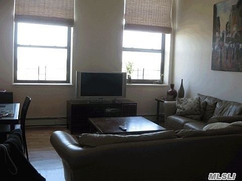 4th image of 7618 69th Pl APT 5E