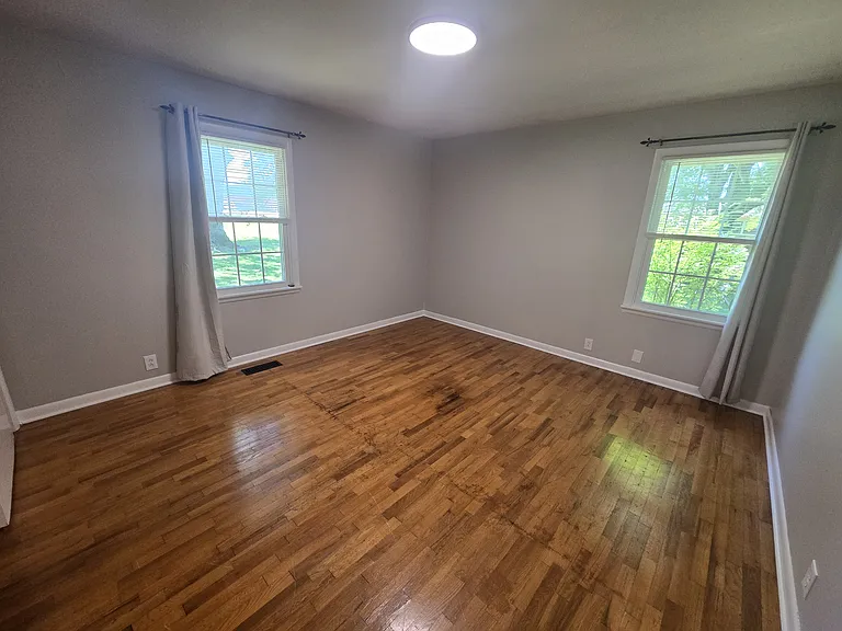 1775 Winchester Rd NE — Photo 12
