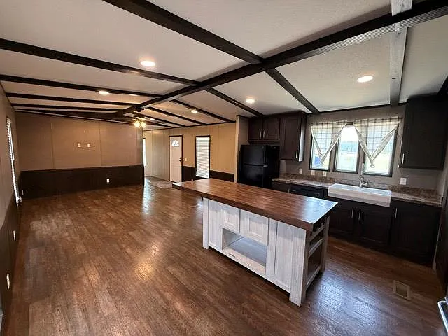 3 bed, 2.0 bath, 1280 sqft, $1,699 — Photo 4