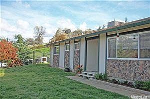 3rd image of 1840 Pear Blossom Ln