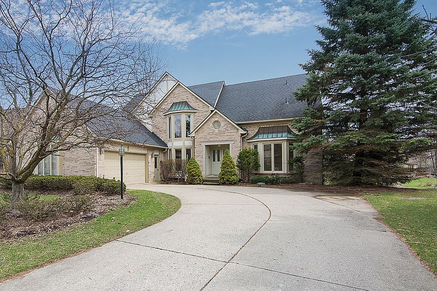 2nd image of 3317 Rocky Crest Dr