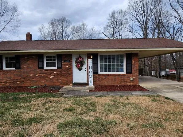 1605 Old Chatham Rd, Martinsville, VA 24112