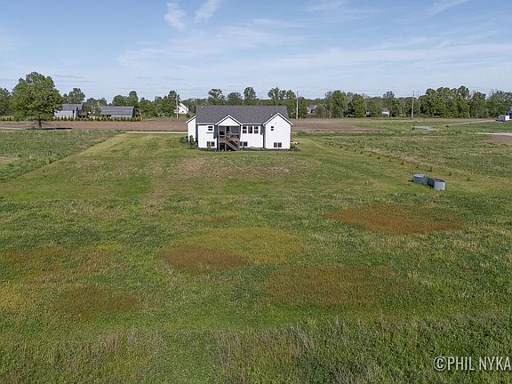 4th image of 4711 Long Range Dr