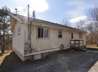 277 Evergreen Rd, Albrightsville, PA 18210