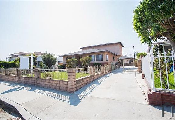 2nd image of 2717 Willard Ave