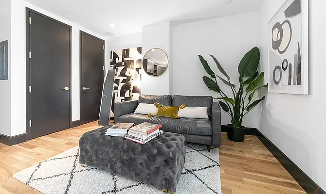 Rented by Dalan Rentals | media 22