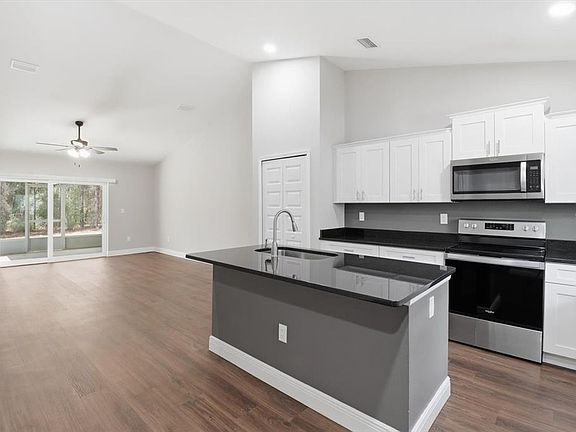 5th image of 9144 N Peachtree Way