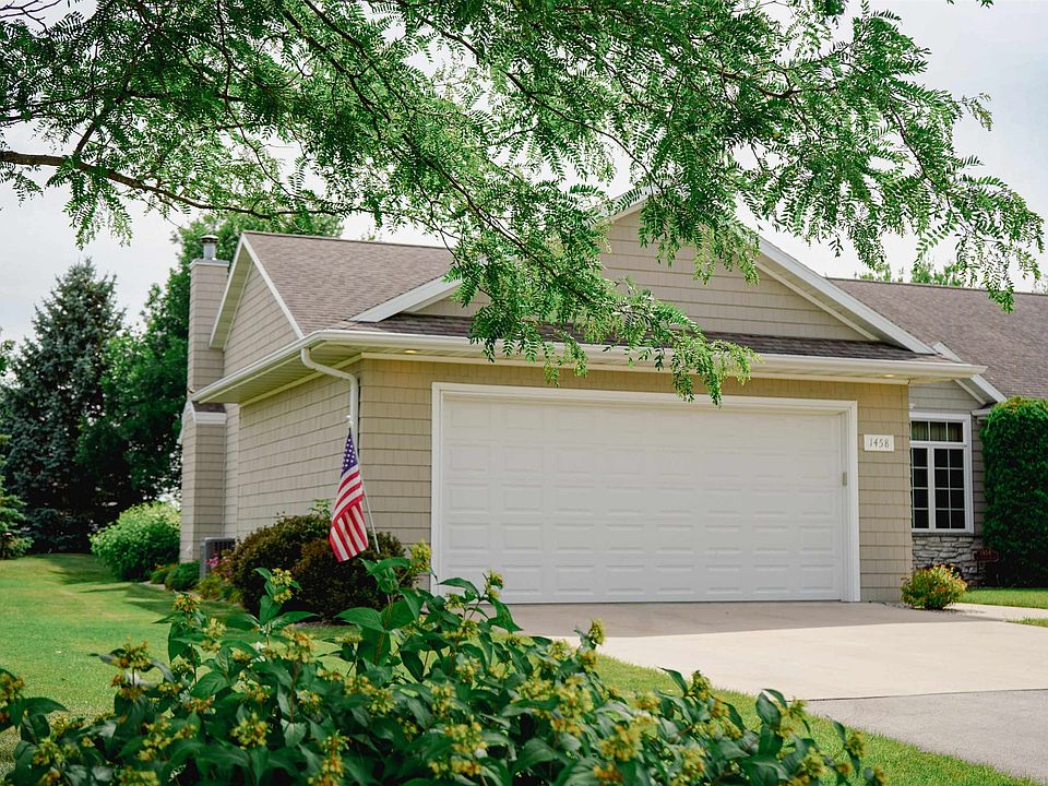1458 Rushmore Cir, De Pere, WI 54115 Zillow