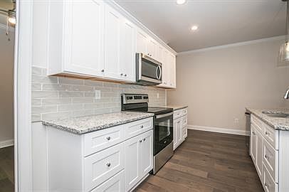 4th image of 110 Indigo Cir #24