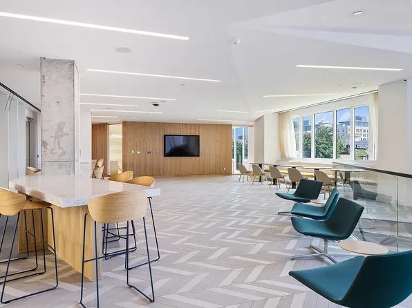 92-29 Guy R Brewer Boulevard image 14 of 19