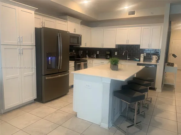 4751 Clock Tower Dr #103, Kissimmee, FL 34746