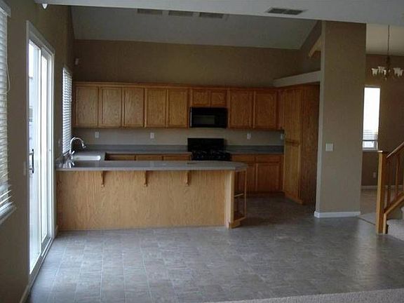 2nd image of 9750 Rockwall Pl
