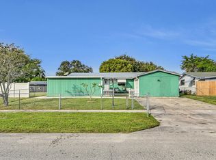 3895 Chickasha Rd, Lake Worth, FL 33462