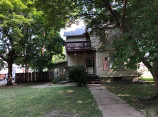 825 High Ave E, Oskaloosa, IA 52577