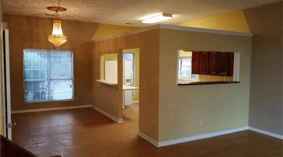 3 bed, 2.5 bath, 1500 sqft, $2,700 — Photo 3