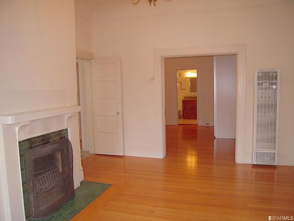 4th image of 1050 Greenwich St #2