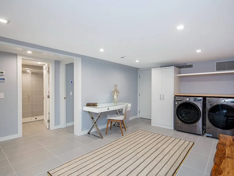 30 Hampton Ct — Photo 18