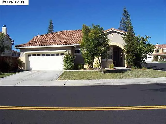 2447 Berkshire Ln photo 1