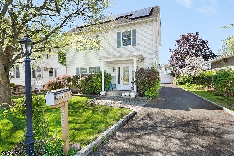 1st image of 311 Bell Ave