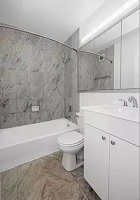 Rented by REAL New York | media 5