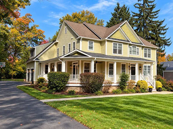 516 Druid Hill Rd NE, Vienna, VA 22180