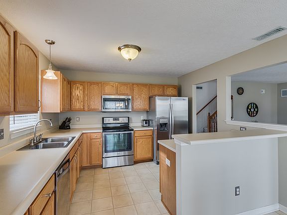 3rd image of 12019 Princewood Dr