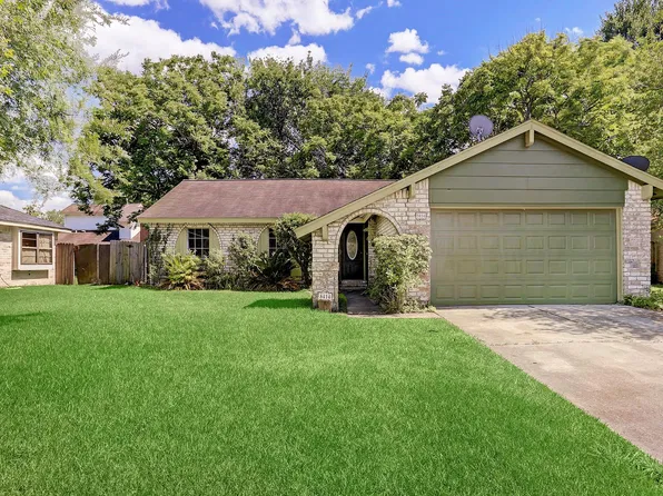 8414 Gulf Spring Ln, Houston, TX 77075