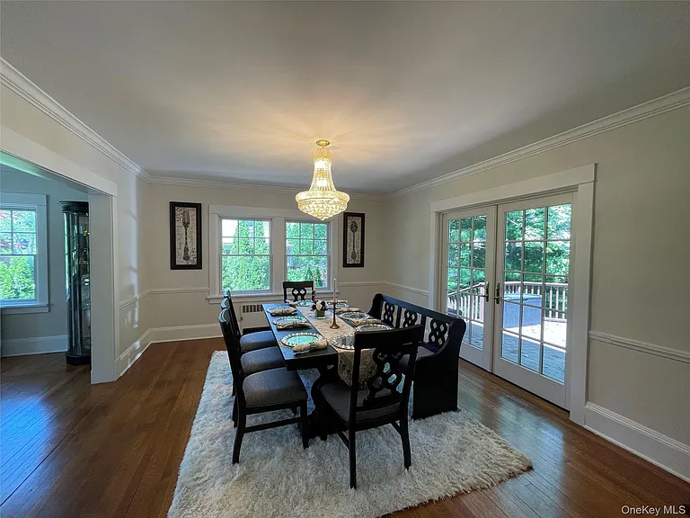 38 Gedney Park Dr — Photo 6