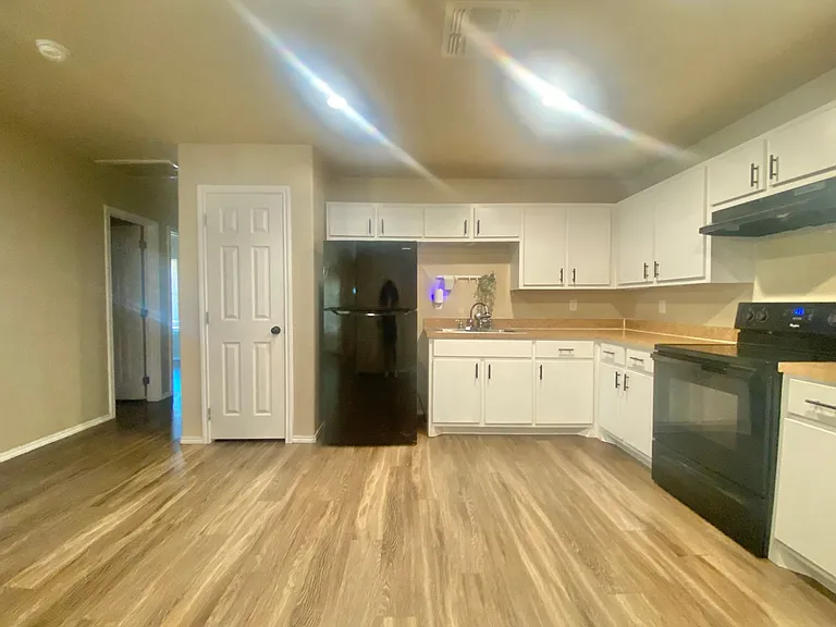1512 E Ursuline St #2 — Photo 11