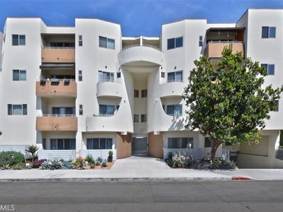 5016 Bakman Ave #306, North Hollywood, CA, 91601
